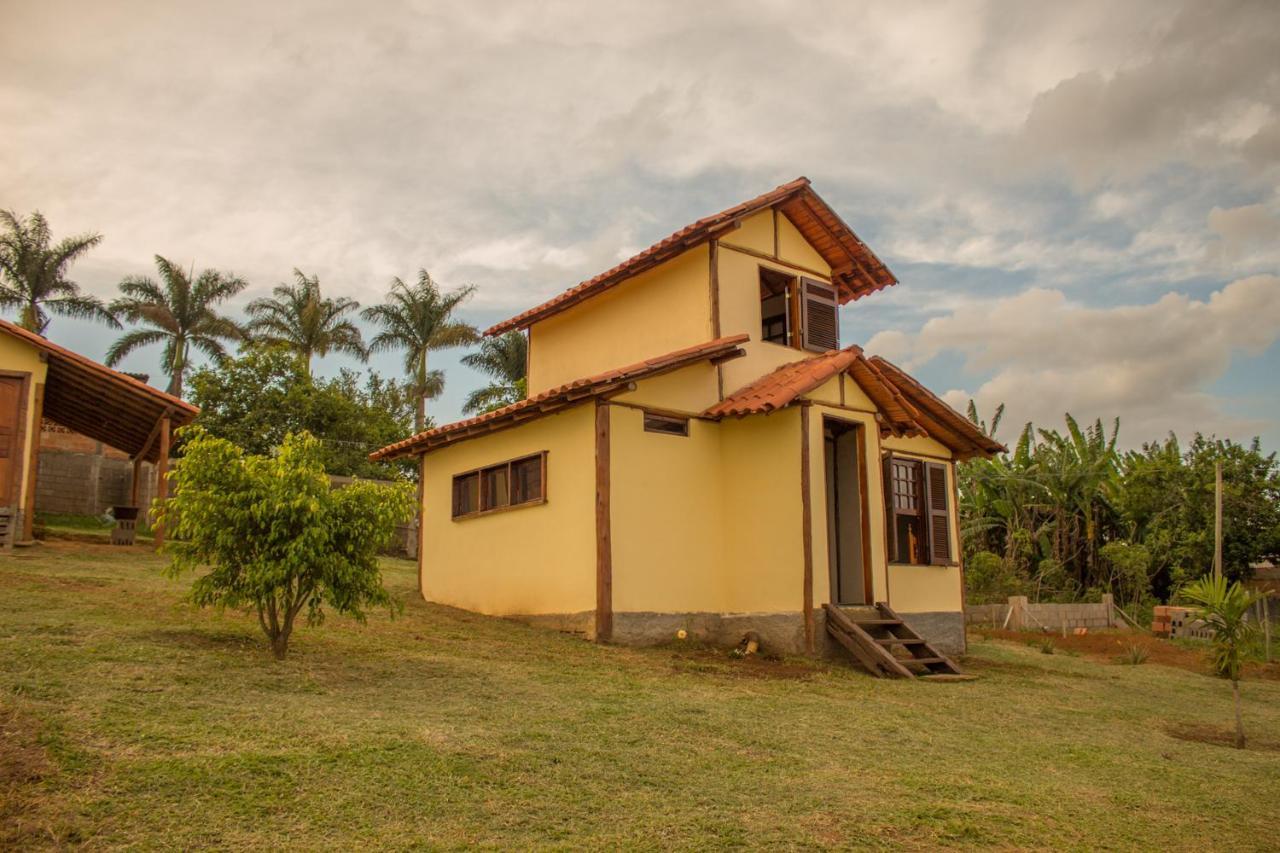 Chales Vila Carrancas - Unidade Centro Exterior photo