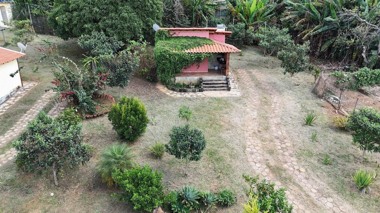Chales Vila Carrancas - Unidade Centro Exterior photo